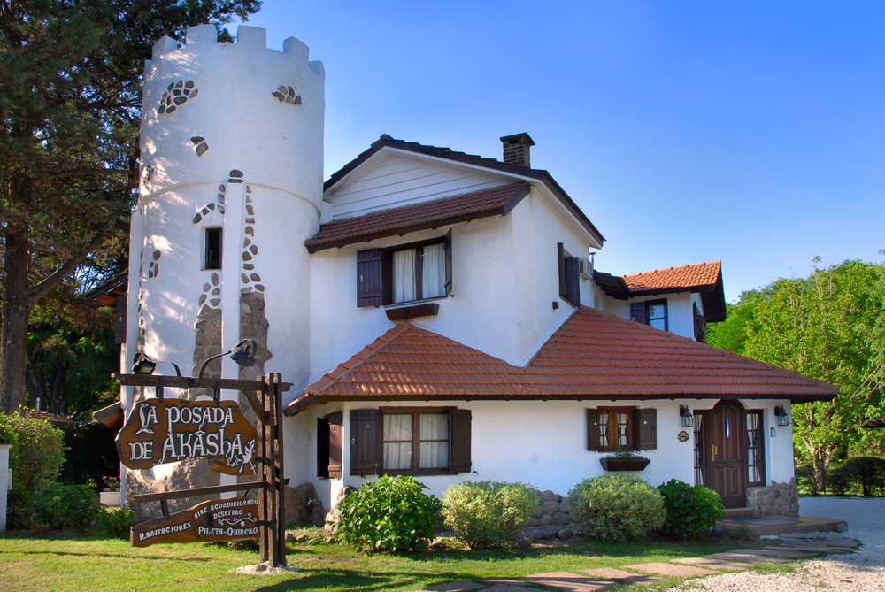 fachada-la-posada-de-akasha