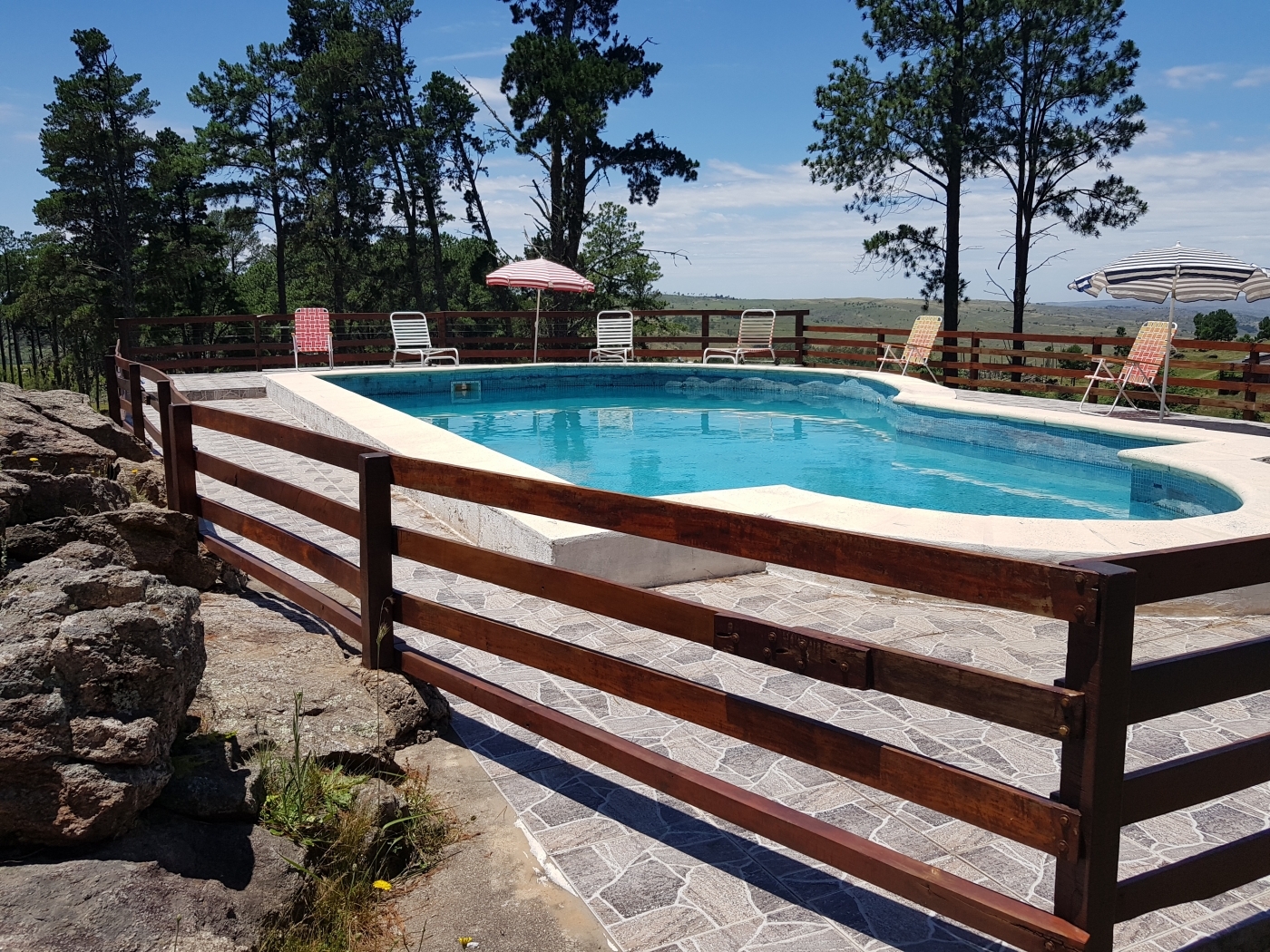 Pileta1-1400x1050