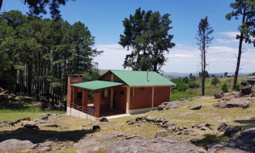 Arroyito-exterior-2-1400x1050